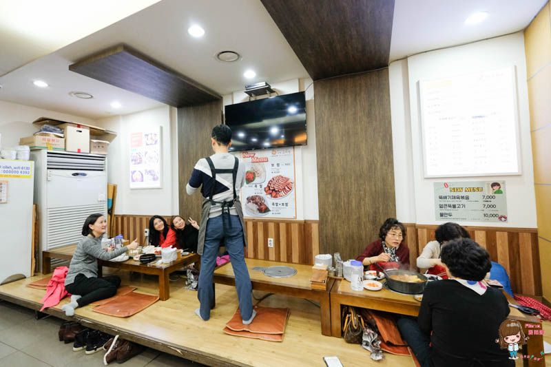 【首爾美食】明洞元堂馬鈴薯排骨湯｜24小時營業的1人友善餐廳 @Alina 愛琳娜