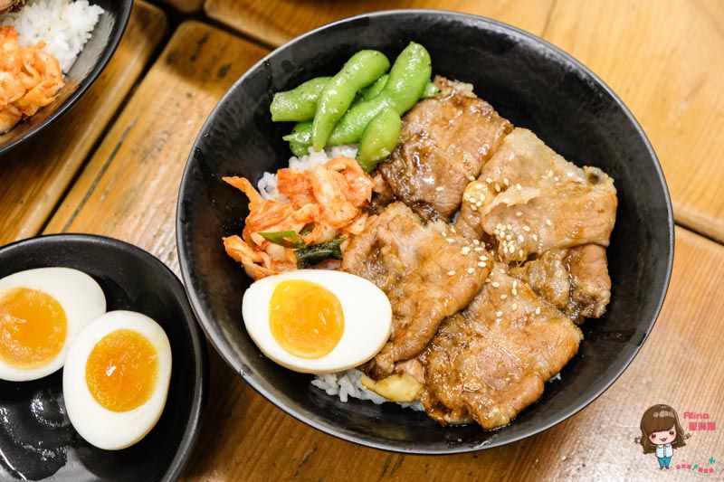 【內湖美食】內湖 小學日燒肉丼食堂 返老還童回到小學食堂吃便當? @Alina 愛琳娜