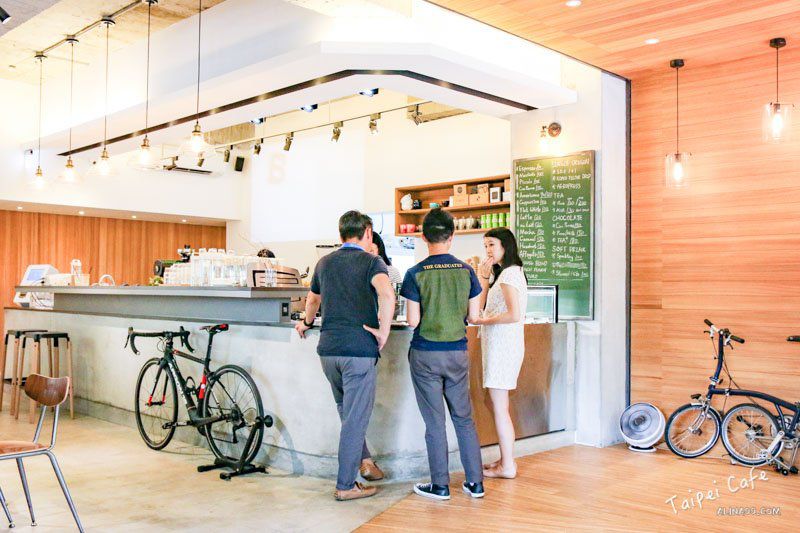 BOOM coffee roasters 大爆咖啡｜台北大安舒適率性的咖啡館空間 @Alina 愛琳娜
