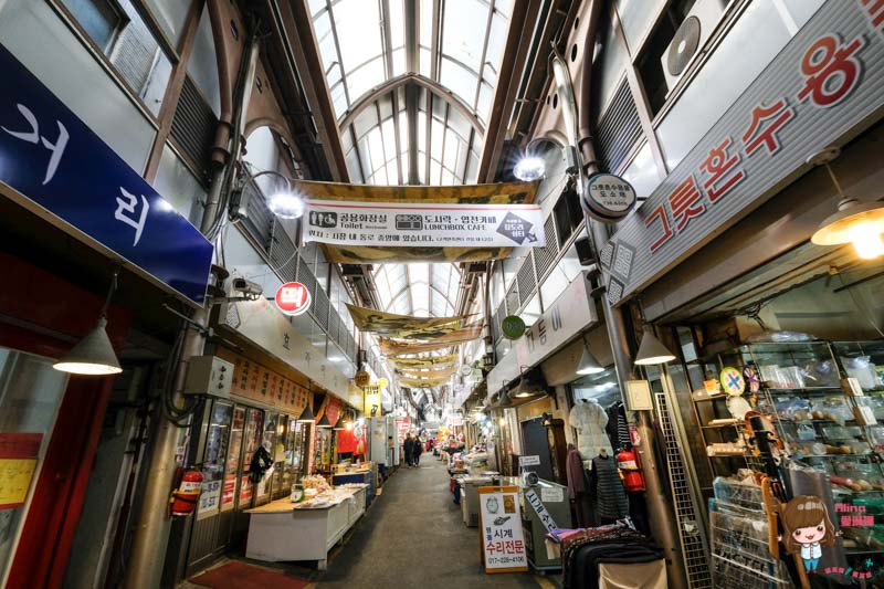 通仁市場｜景福宮旁銅板美食，用古錢買小吃裝便當 @Alina 愛琳娜