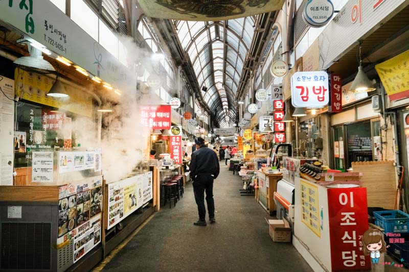 通仁市場｜景福宮旁銅板美食，用古錢買小吃裝便當 @Alina 愛琳娜