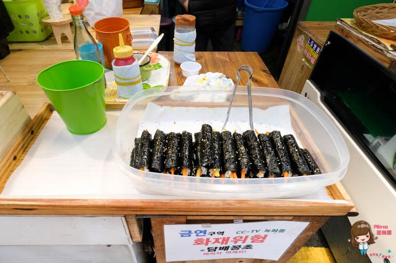 通仁市場｜景福宮旁銅板美食，用古錢買小吃裝便當 @Alina 愛琳娜