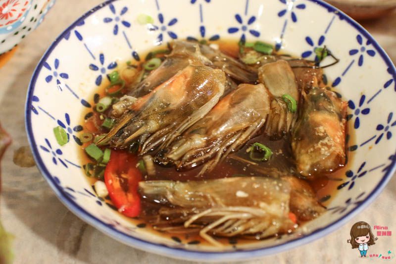 【首爾美食】弘大 少年餐館 醬蝦飯定食-少年食堂平價醃漬醬油蝦 @Alina 愛琳娜 【首爾美食】弘大 少年餐館 醬蝦飯定食-少年食堂平價醃漬醬油蝦 @Alina 愛琳娜