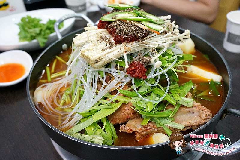 【台北美食】東輝韓食館 吃完會讓我想念韓國的馬鈴薯排骨湯 @Alina 愛琳娜