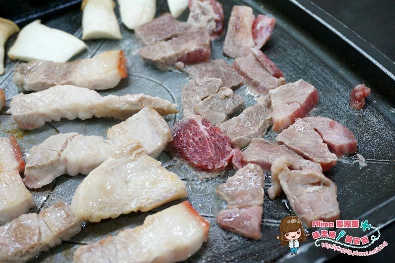 【台北美食】東輝韓食館 吃完會讓我想念韓國的馬鈴薯排骨湯 @Alina 愛琳娜