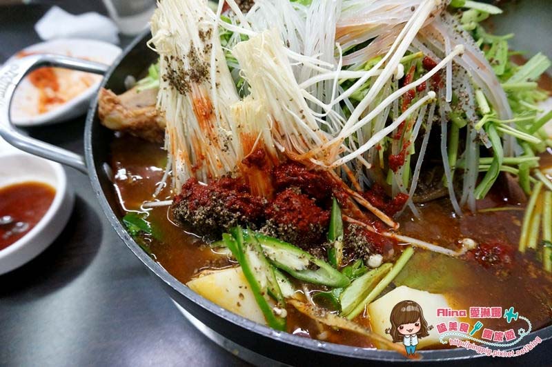 【台北美食】東輝韓食館 吃完會讓我想念韓國的馬鈴薯排骨湯 @Alina 愛琳娜