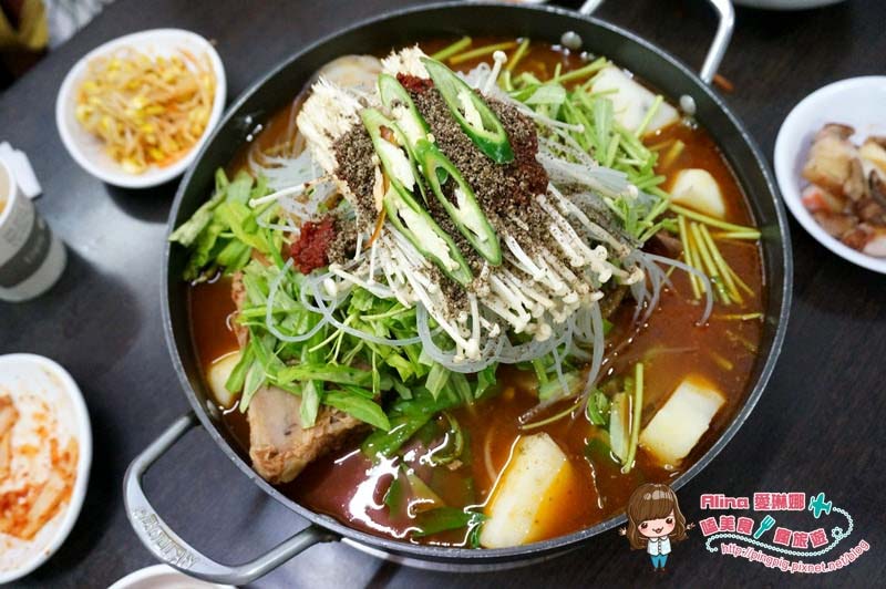 【台北美食】東輝韓食館 吃完會讓我想念韓國的馬鈴薯排骨湯 @Alina 愛琳娜