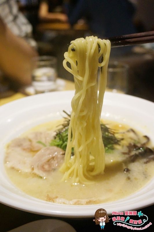 【花蓮食記】匠心食堂 日式拉麵店,濃郁黑嚕嚕的墨魚拉麵好特別 @Alina 愛琳娜 【花蓮食記】匠心食堂 日式拉麵店,濃郁黑嚕嚕的墨魚拉麵好特別 @Alina 愛琳娜