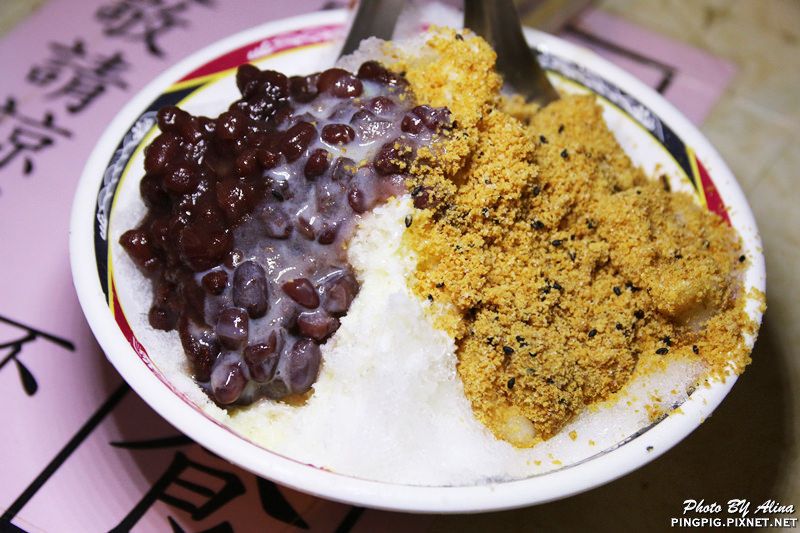 台北寧夏夜市》橋頭燒麻糬.劉芋仔蛋黃芋餅.環記麻油雞.豆花庄 @Alina 愛琳娜