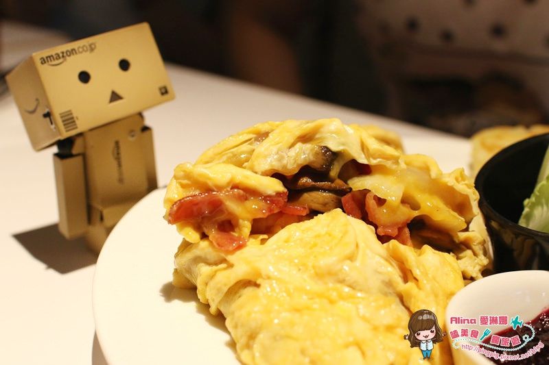 【台北食記】Cafe La Mode 歐姆蛋捲配上布丁吐司的悠閒下午茶 @Alina 愛琳娜 【台北食記】Cafe La Mode 歐姆蛋捲配上布丁吐司的悠閒下午茶 @Alina 愛琳娜
